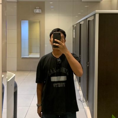 _nutella20's profile picture. 😈 23—5’6 ♉️ anak ni Chris Brown