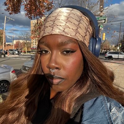 tayjmonna's profile picture. little of yap little of that