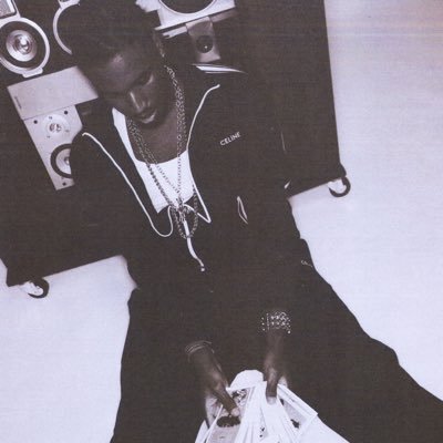 kaeleschrome's profile picture. tout est chr0mé