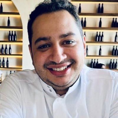 aldhaher's profile picture. "اهربْ من الدائرةِ التي لا تتَّسعُ لك ولأفكارِك وقيمكَ ومبادئك؛ لستَ تملك مزيداً من الوقتِ ليضيعَ في احتمالاتٍ خاسرةٍ.".. @abduImaIek