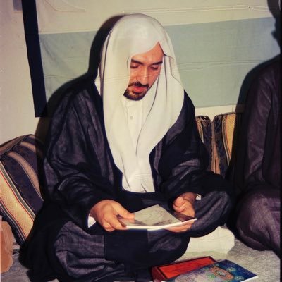 t7yvyy's profile picture. أَكيلُكُم بِالسَيفِ كَيلَ السَندَرَه أَضرِبُكُم ضَرباً يَبينُ الفَقَرَه