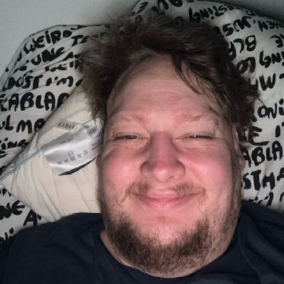 TraceAdkin68880's profile picture. i,m trace adkins from USA?