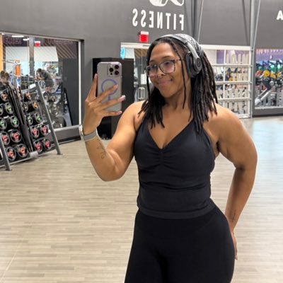 itsdiamondtibbs's profile picture. 27 | follower of Christ ✞ | online fitness coach | COD 🎮