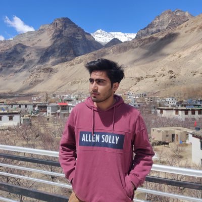 bharatkhrbnda's profile picture. rookie vibe coder