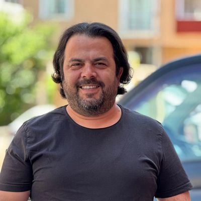 MuratKaplanSB's profile picture. Siyah Beyaz Yayınları G. Y. Yönetmeni. BJK Genel Kurul Üyesi 26262