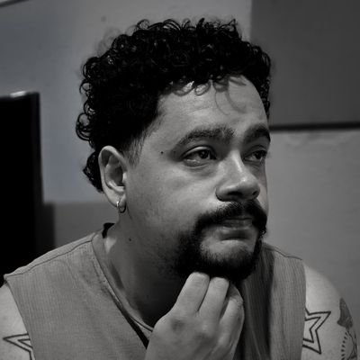 Siempreincomodo's profile picture. media content creator 💗💛💙 todo es humor - Opiniones políticas personales - Former “politoker/polipocket”.