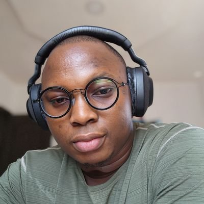 iamwebwiz's profile picture. Software Developer | Solution provider | Career Coach @springboard | Building @shoptoph @usecanvine