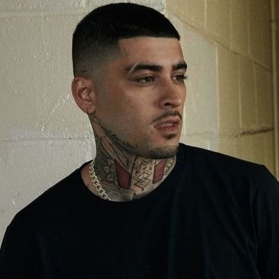 lmjglossy's profile picture. protect lauren jauregui