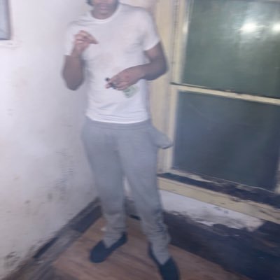 PolePopper8200's profile picture. U can die trusting new people hold u pole this shit all evil 💔🌍🃏