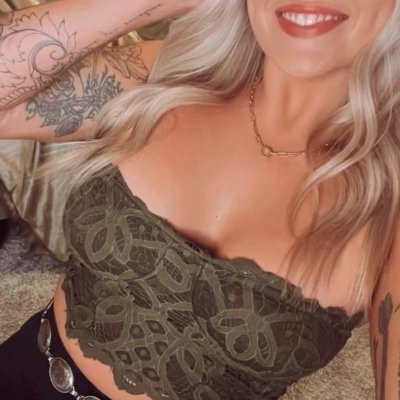 madprincesgl's profile picture. Be the change you wish to see in the world 🉐
19