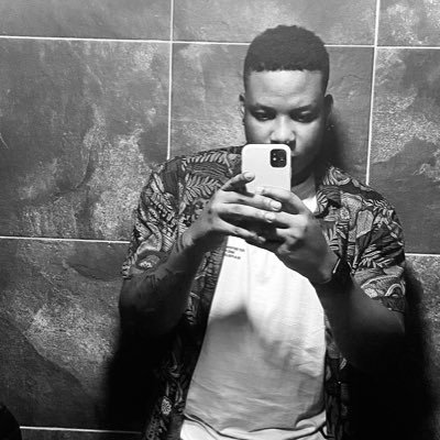 Prince_Amistad's profile picture. Jesus is lord ❤️ @iamcardib @LFC @wizkidayo