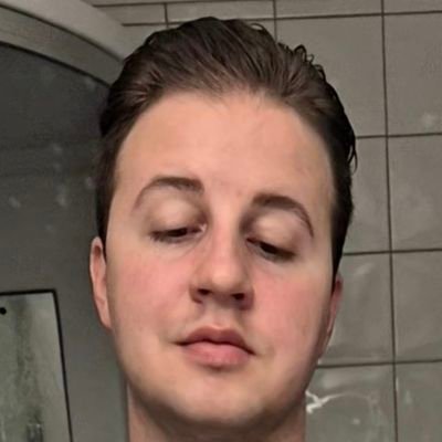 JT_Prazeres's profile picture. Blikket mitt forteller mer enn ordene mine noensinne vil.