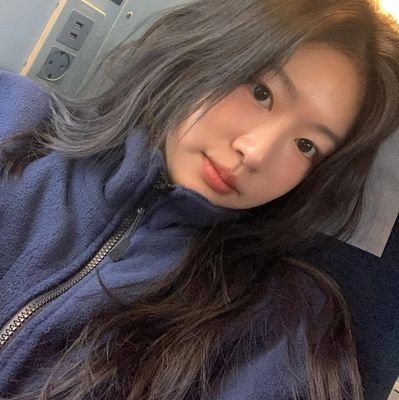 KimSoojin189180's profile picture. 
