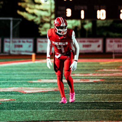 Camwilkerson_4's profile picture. 2027 | 6’0, 185lbs | 3.29 GPA | Homewood Flossmoor | Football | Safety/Outside Linebacker | 708-965-1994 | cameronwilkerson31@gmail.com | NCAA ID: 2510741052