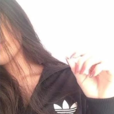 moon56589181016's profile picture. 