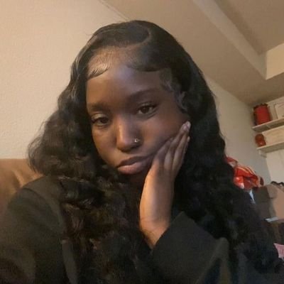 poohdiaryy's profile picture. 20.   boy mom🍼💙.