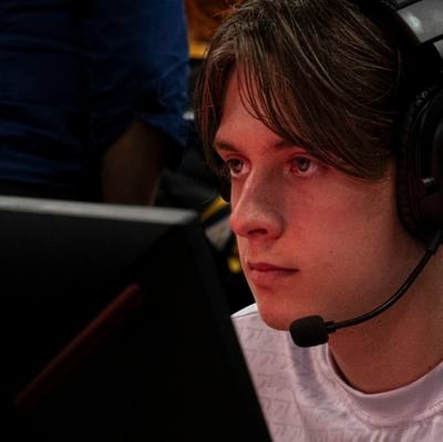 MitsuyaVLR's profile picture. 