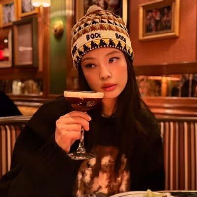 claramedgata's profile picture. vestibulanda de medicina, portadora de lúpus & paraense