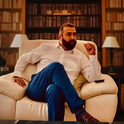 1mthc's profile picture. Founder & CEO | Marco Tulio Inc.®        Enfocado en mi crecimiento y culto personal.