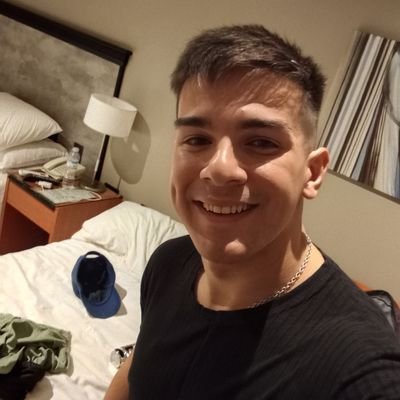 Kake76796585's profile picture. https://t.co/a1aMmF6q4N