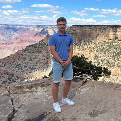 TobiasFrauscher's profile picture. Katholik, Patriot, 20 Jahre, Student, Lasst uns unsere Heimat retten 🙏