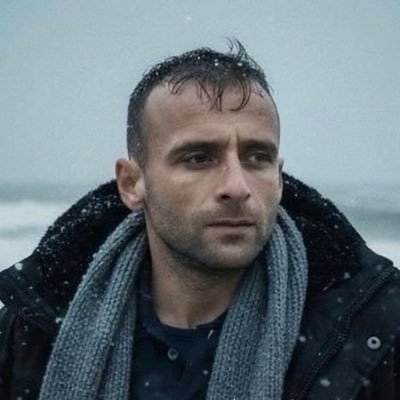 Hsynkoc_06's profile picture. 🎬Dizi 🎯Motivasyon 📖Sözler 🎧Müzik 📸Fotoğraf 🚀Takipler GT amaçlıdır🔛 💛💙𝐅𝐞𝐧𝐞𝐫𝐛𝐚𝐡𝐜̧𝐞 💛💙🇹🇷PARTİSİZ ⛔️ Siyaset🚫