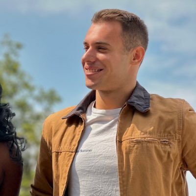 Alexatwtmv's profile picture. 