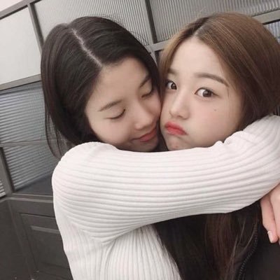 ipodwons's profile picture. mediocre en todo experta en el hyunho y en el minchan