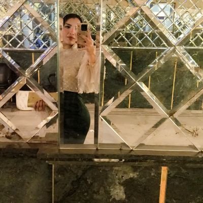 dodo55524499's profile picture. اكونت جديد بدل اللي طاار 🥲 Coffee ☕ 
  GYM 🏋🏻‍♀️🖤 

❤️❤️Amr Diab