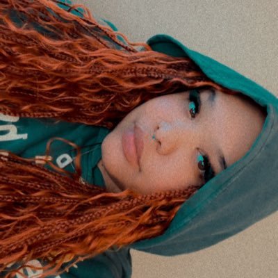 DAISDZA's profile picture. 30. i love horror flicks. Super reader since ‘00. The world is yours.