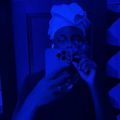 xxzesx's profile picture. 21 |