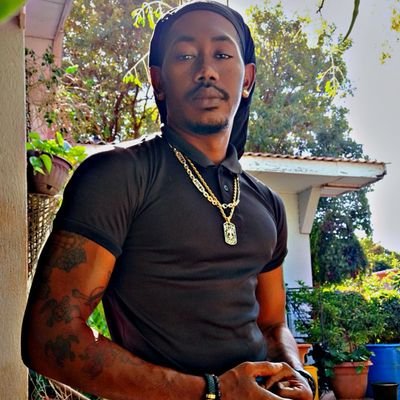 jaynotgarcia's profile picture. just here for laughs, memes and double cheeked mommas🙂‍↕️P.s. My dm's is not a safespace for yo shitty lil business💯😒