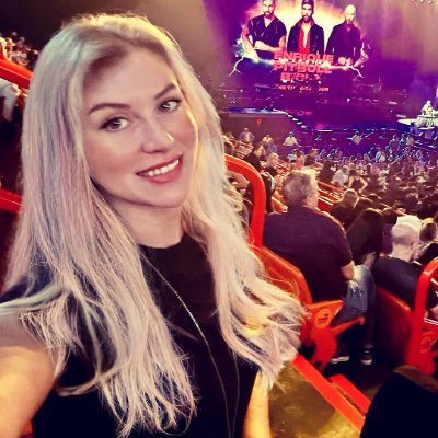 IrinaGirard0's profile picture. 🇺🇸 Real leadership means standing tall when others stay silent.
🚫pornographic🚫robot