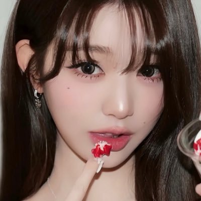 forwonycherini's profile picture. 🎀 아이브 ♡ 장원영 🎀♡ Loves Wonyoung forever 🍀🐇 ig: forwonycherrybunny ♡