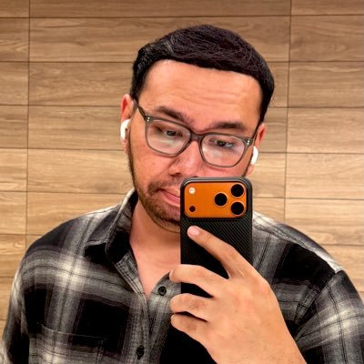 prasetyoh's profile picture. Tech & nasi goreng enthusiast.