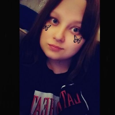 Cobainsallin's profile picture. 22 | Host for @CCWEfed | | backup is @nothannahxxx | RSCLxMSK💚|