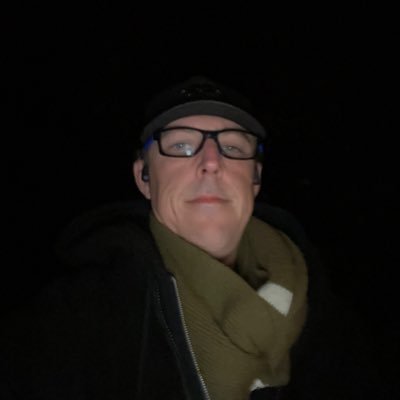 simonallar23273's profile picture. 