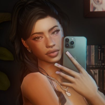 hellokitreina's profile picture. 