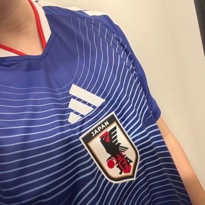 TONKOTSU115's profile picture. #懸賞垢 サッカー日本代表が大好きです。森保監督が世界一。#板倉滉 #三笘薫 iPhone17ほしいゲーム👾🎮