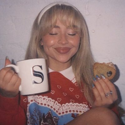 moonpandaaa's profile picture. 28 she/her || ♊︎ ☼ ♏︎ ☾ ♎︎ ↑ || bestie: @occulu || #TexasHockey #LeafsForever #PhinsUp || #filmtwt || #booktwt || priv @WhosJuneAnyways