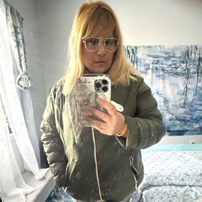 GwenKyrieEleis's profile picture. Find me on tumblr am an art-photographer. Princess Connaught Princess Sannes-Haug Princess De Hugo Princess Haugland Follow me to reply or DM Gwen AnAlice Eli V