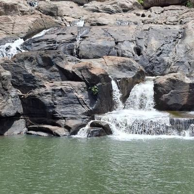 esemarr3's profile picture. I feel,therefore I can be free-Audre lorde

#முச்சந்துமன்றம்