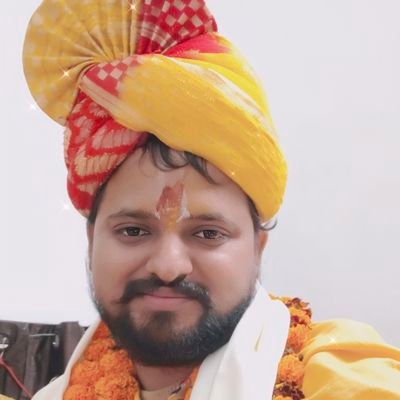 DrKrishnadev's profile picture. श्रीराम कथा एवं श्रीमद्भागवत कथा प्रवक्ता, संपर्कसूत्र 9680036625, 
शास्त्री,आचार्य व्याकरण शास्त्र,
शास्त्री रामानन्दवेदान्त,
नेट,पी-एच.डी.
पी.जी.डी.सी.ए.