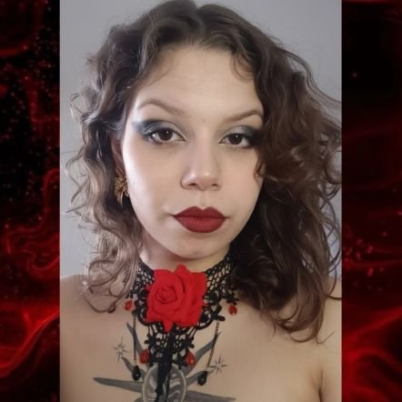 MyllaTarot's profile picture. 