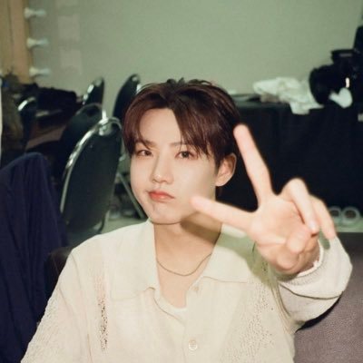 saheekyu's profile picture. i love junkyu 🤍