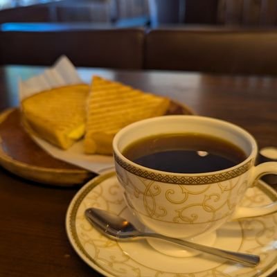 QueSeraSera_104's profile picture. 可愛いものと美味しいものが好きな社会人の趣味垢です。
なんとなく興味を持ったものとかに反応します。
最近は、精神的疲弊から色んなものから興味を失いつつありますが…。
同じような感性の人と交流できるといいな(*^^*)