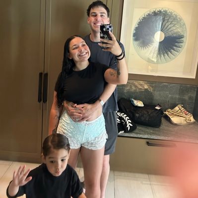 ReklessFFA's profile picture. MNK 🖱️ FFA Sniper for @TheFFAMob @Av8Faction U.S. NAVY 
It’s YOU against YOU