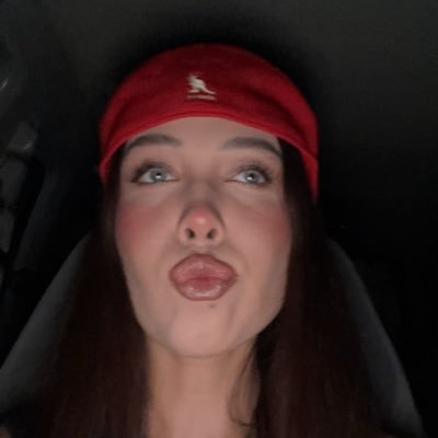 odalyssjuarz7's profile picture. soy la medicación y tú puedes ser el paciente https://t.co/yXsoG1oMvS