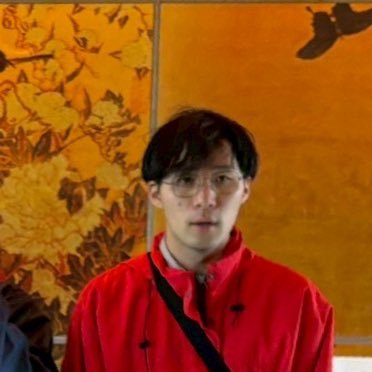 Kuzutetsu24's profile picture. お笑い芸人。日々のことを書く。