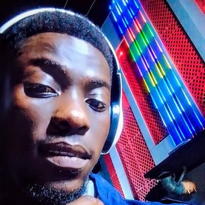 Suzy1240343's profile picture. Raw connections with my Heavenly Father always makes me who i am